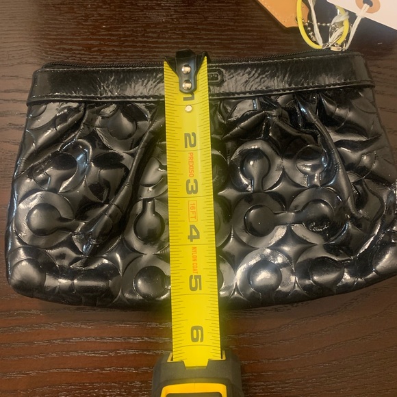 💎COACH💎 Black Patent Leather Coach Wristlet - Picture 4 of 5